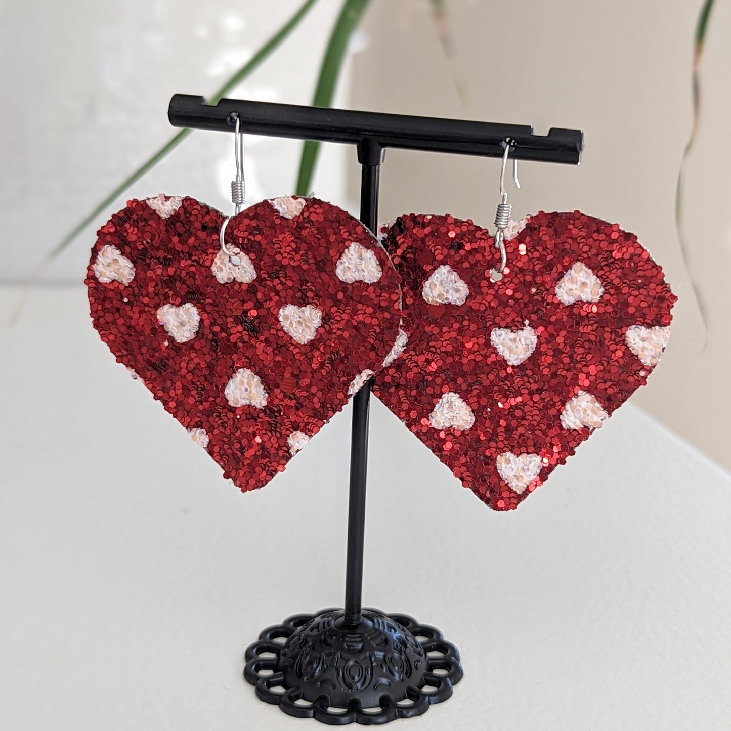 The Glitter Heart Earrings
