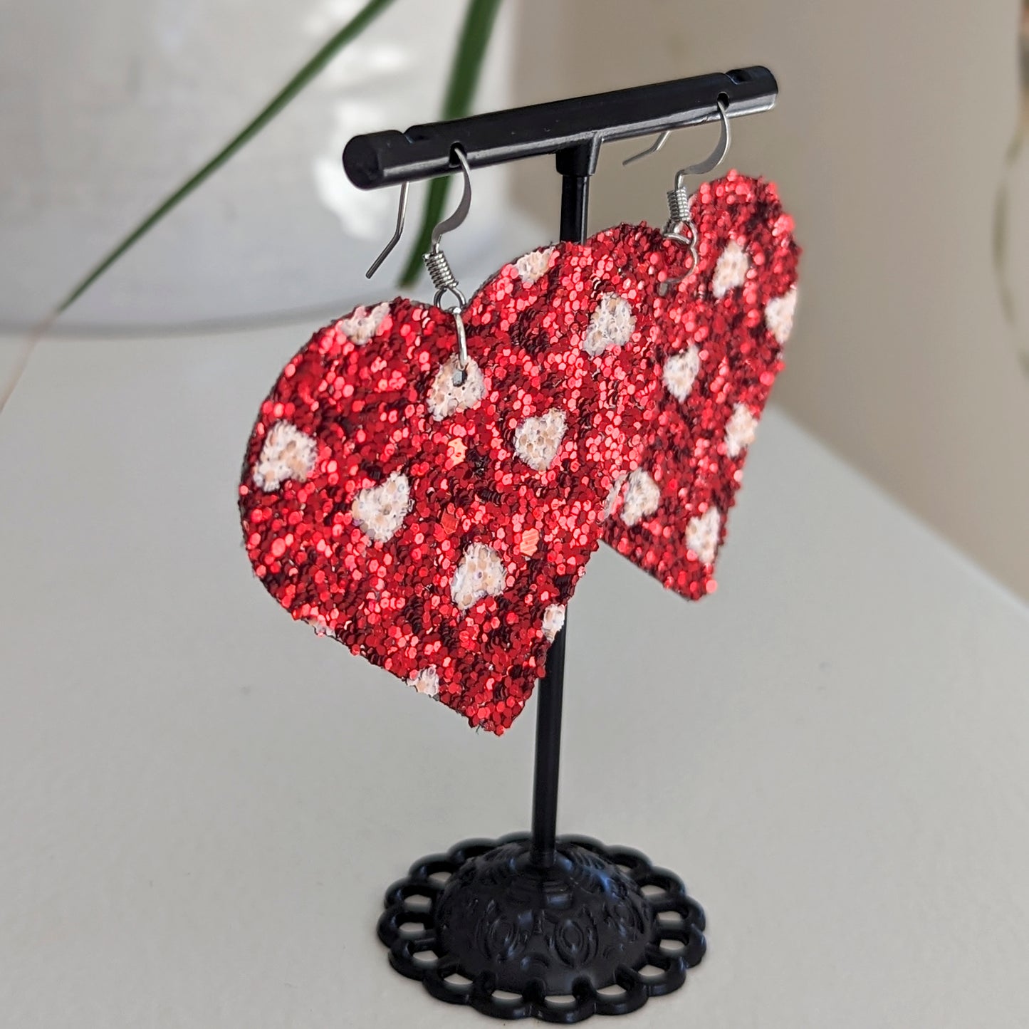 The Glitter Heart Earrings
